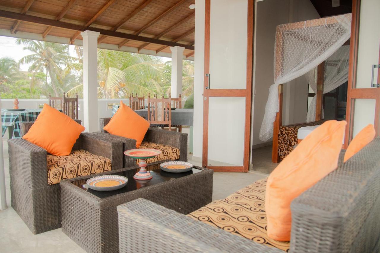 Sea Crest Beach Villa อัมบาลังโกดา ภายนอก รูปภาพ
