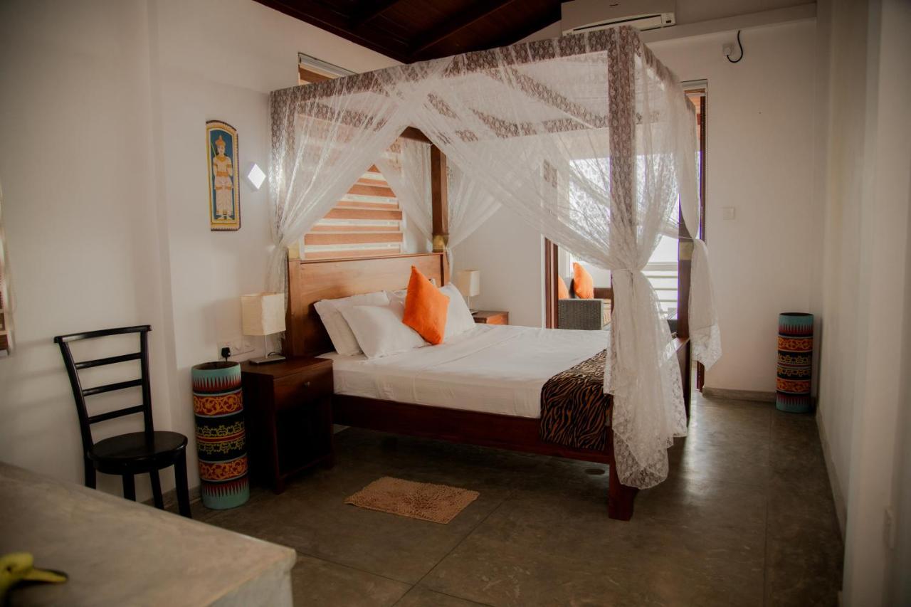 Sea Crest Beach Villa อัมบาลังโกดา ภายนอก รูปภาพ