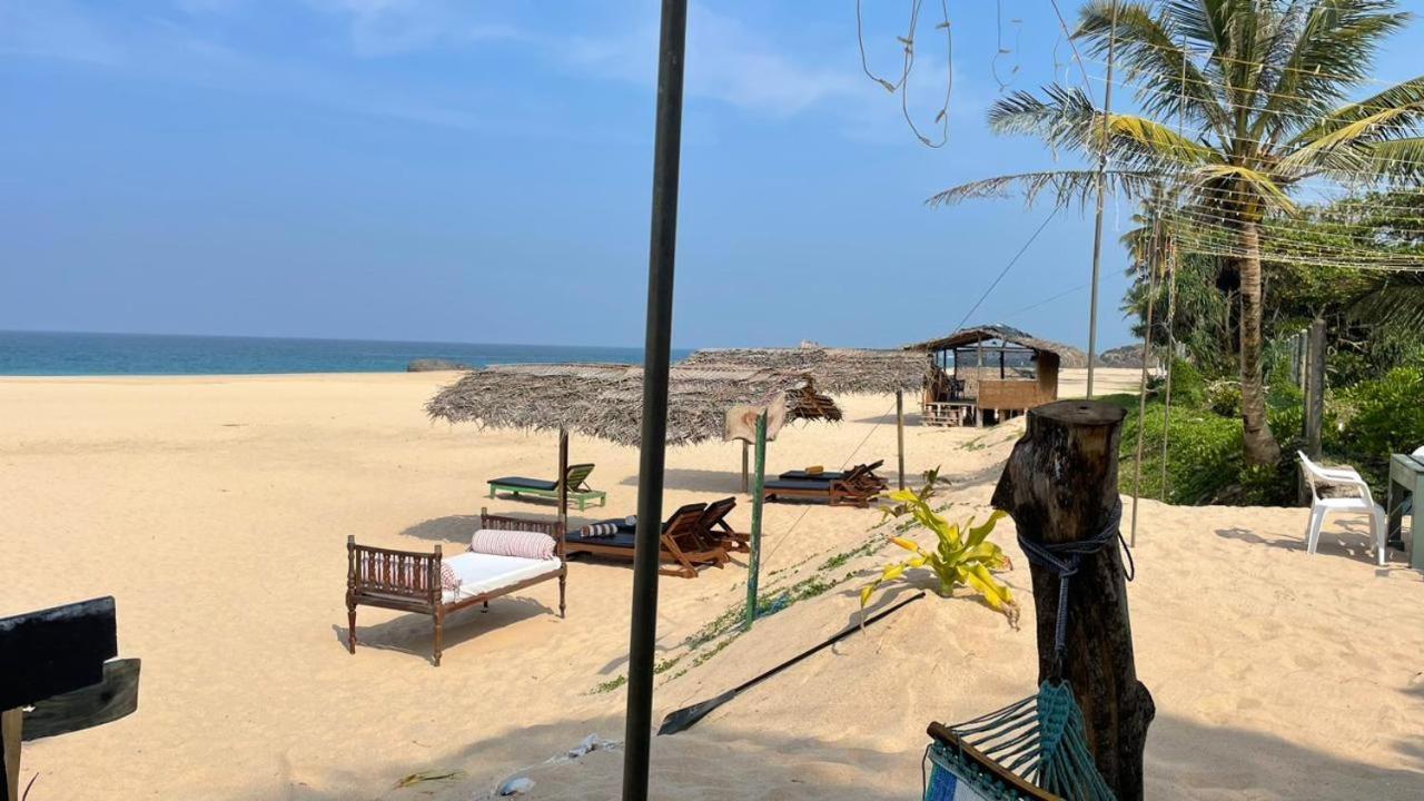 Sea Crest Beach Villa อัมบาลังโกดา ภายนอก รูปภาพ